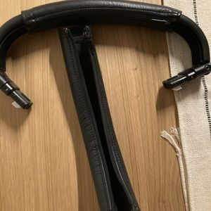 Cameleon Bugaboo leather look set (bar and hand rail)